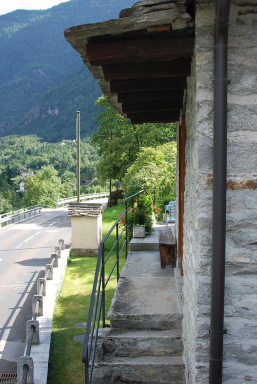 Casa Fontanella Βίλα Brione  Εξωτερικό φωτογραφία